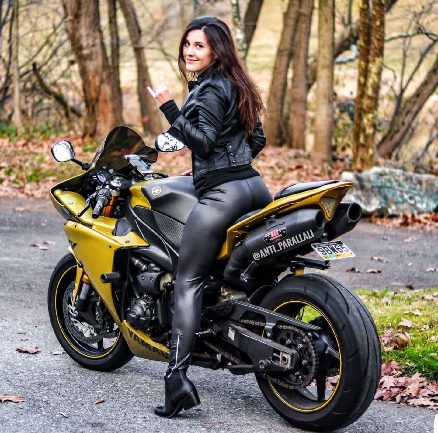 Sexy girl Brunettes on a motorcycle in Juian