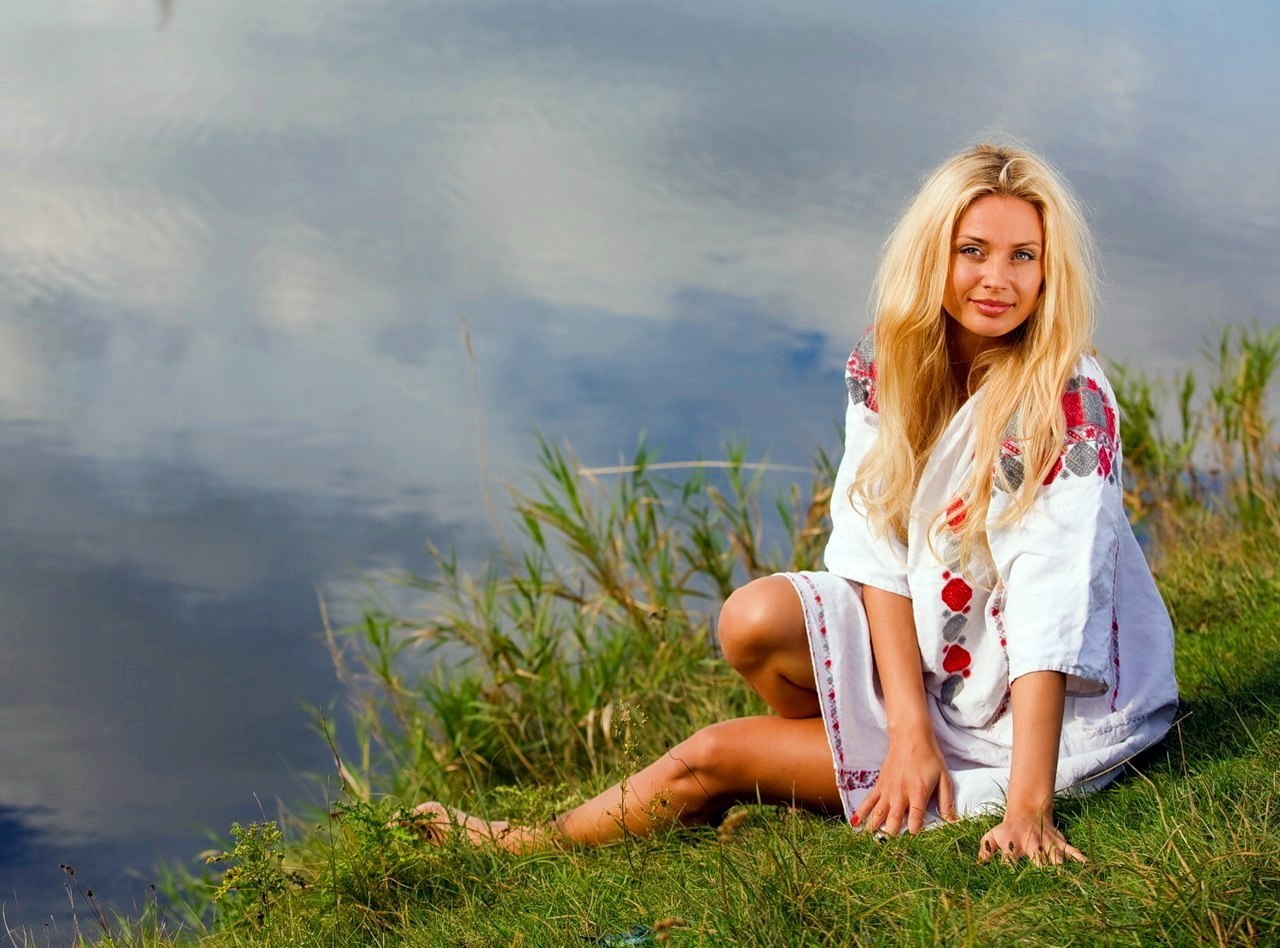 Sexy girl Slavic girls in Juian