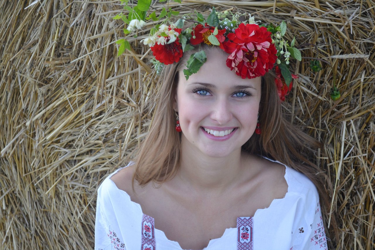 Slavic women in Juian