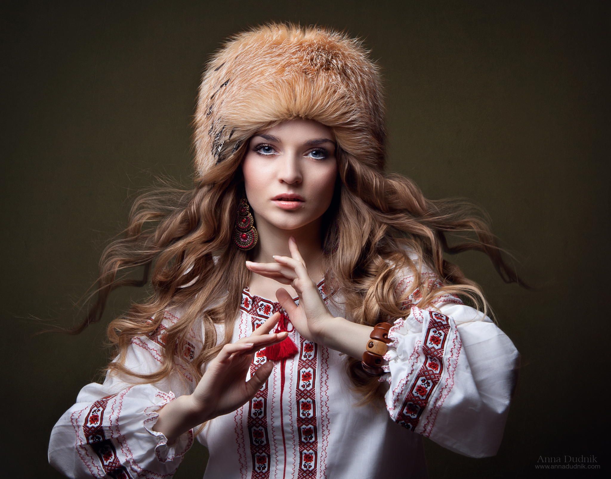 Photo Slavic women in Juian