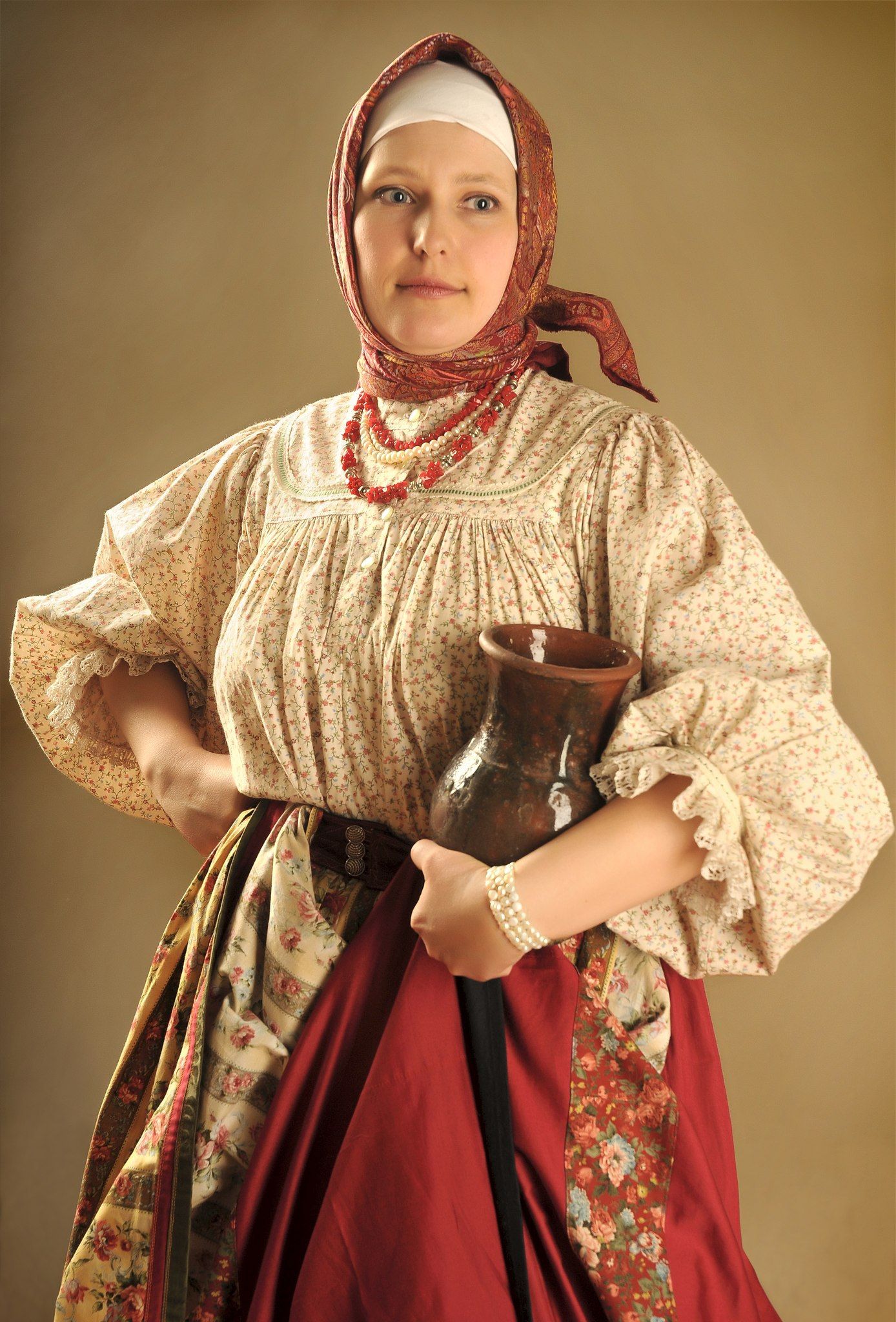 Girls in Slavic costumes in Juian